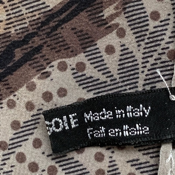 Silk Abstract Patterned Scarf - Picture 5 of 8